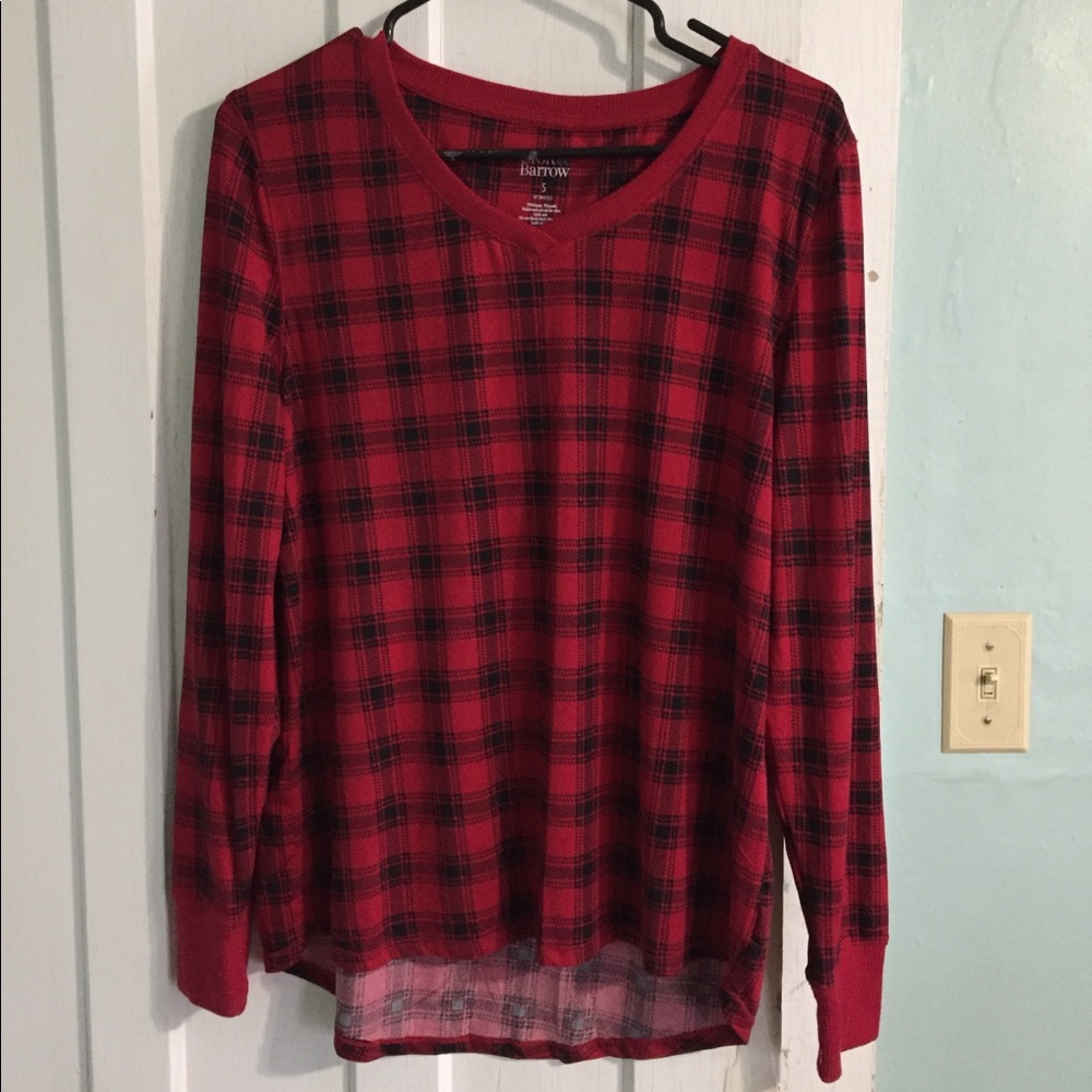 Red plaid pjs size small